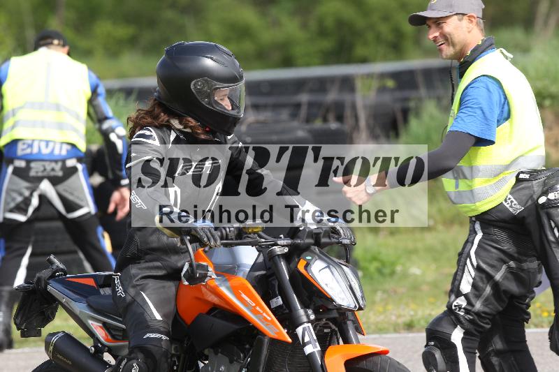 Archiv-2025/10 23.04.2025 Cornu Master School ADR/gruen-vert/4